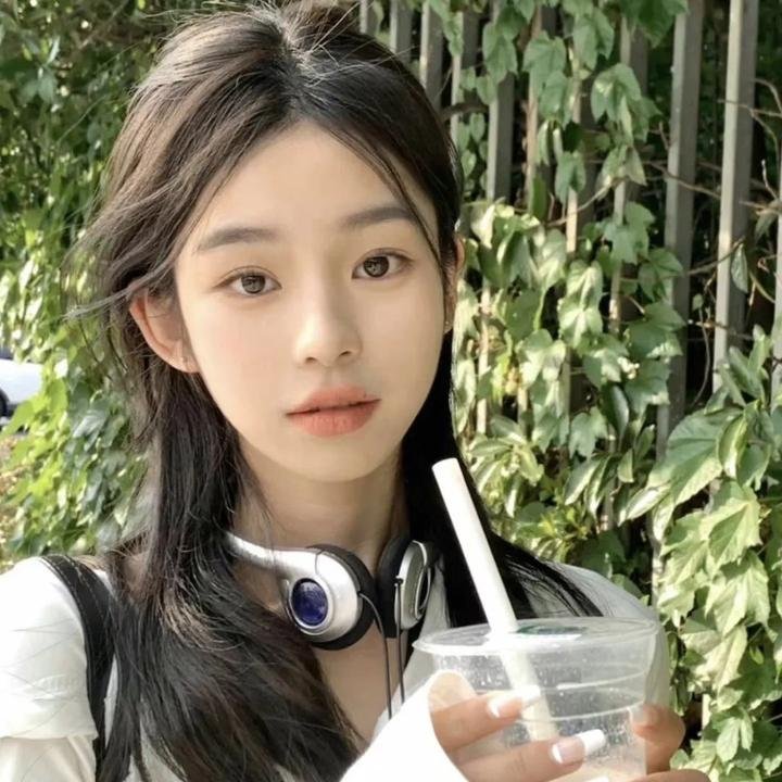 金风玉露一相逢